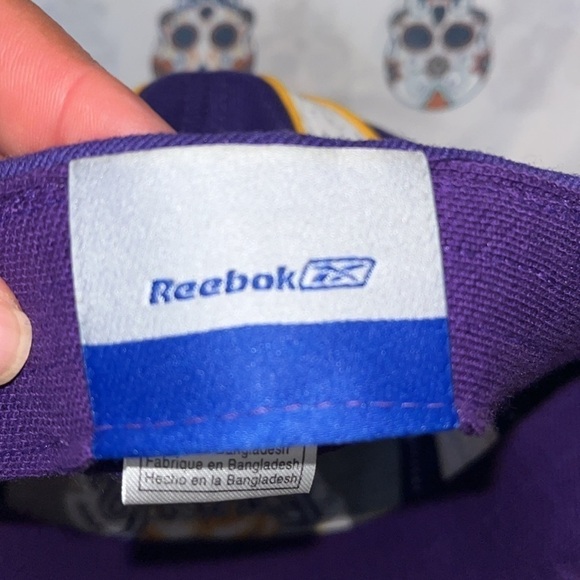 Vintage Reebok lakers hat
Size: Men's ONE SIZE.  Excellent Condition - Picture 5 of 5